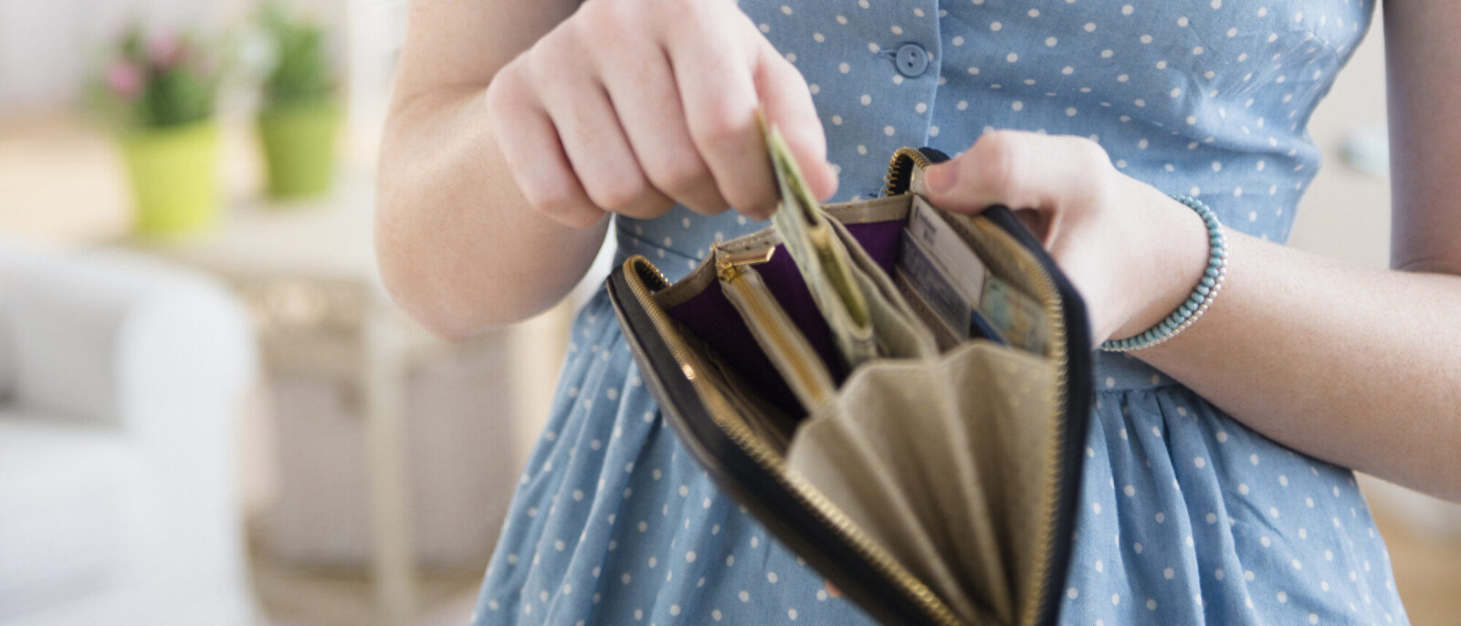 MANAGE YOUR MONEY BETTER